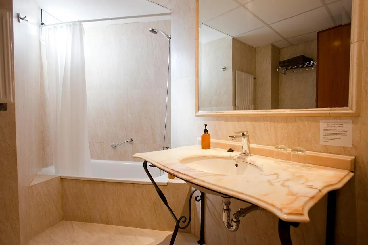 Fergus Style Palma Beach (Adults Only) Can Pastilla  Aparthotel